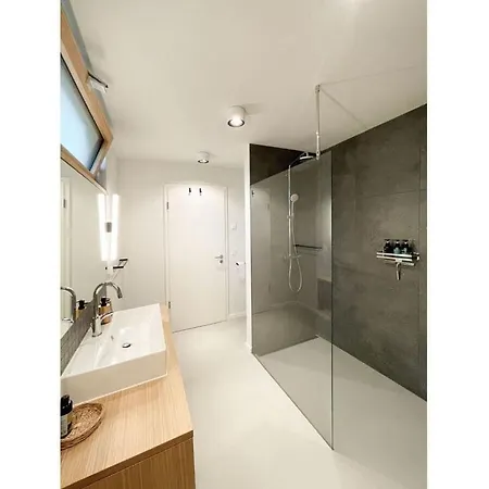 Meerling H Apartamento
